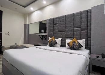 Room 3